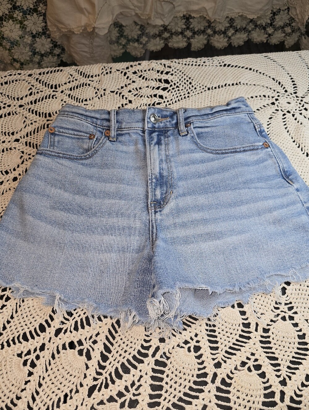 American Eagle Stretch Denim Cut Off Jean Shorts, Size 2